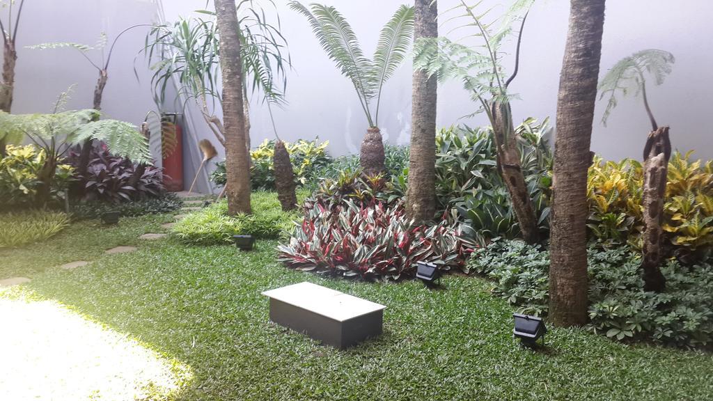 Dago Teuku Angkasa 14 Hotel Bandung Buitenkant foto
