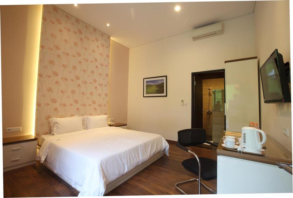 Dago Teuku Angkasa 14 Hotel Bandung Buitenkant foto