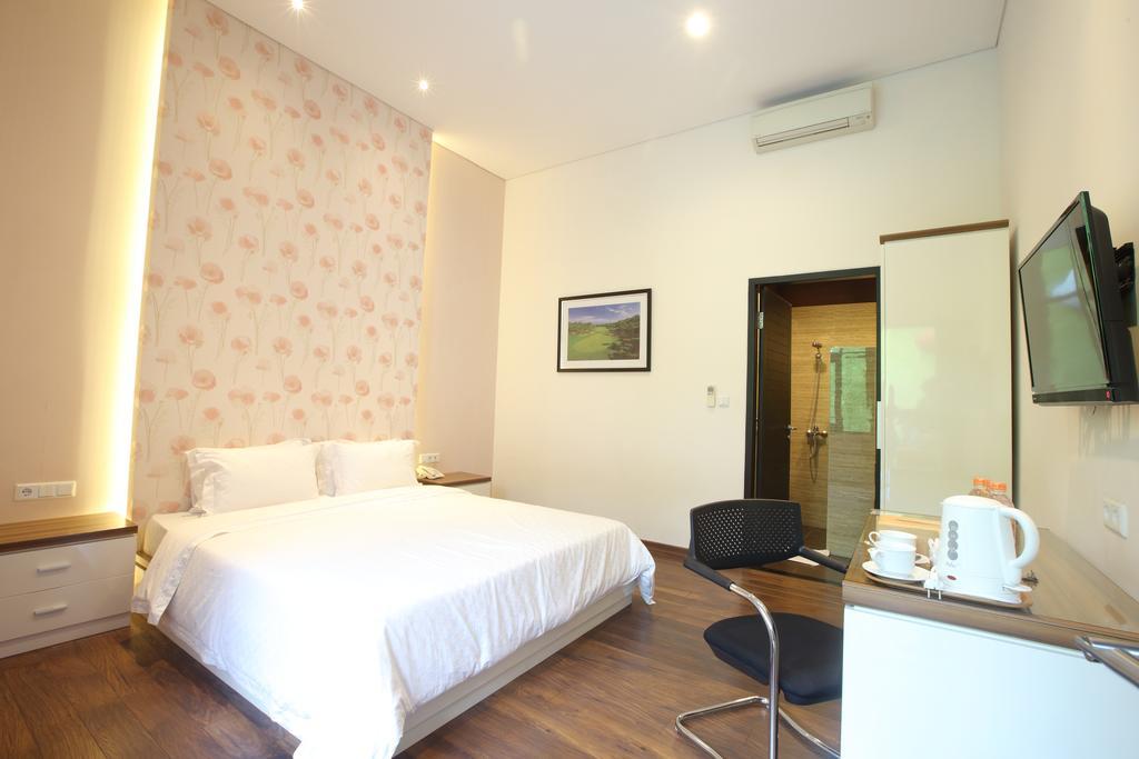 Dago Teuku Angkasa 14 Hotel Bandung Buitenkant foto