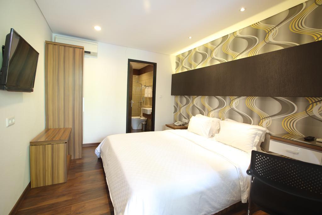 Dago Teuku Angkasa 14 Hotel Bandung Buitenkant foto